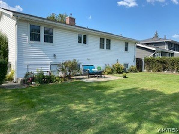 Additional image 4 of 815 Edgewater Dr, Amherst, NY 14228