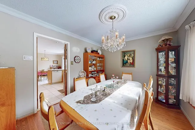 Additional image 7 of 37 Carl Cres
