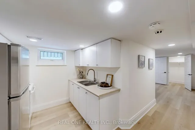 Additional image 34 of 3 Sevenoaks Ave