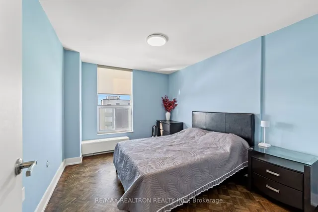 Additional image 38 of 130 Neptune Dr Unit 1501