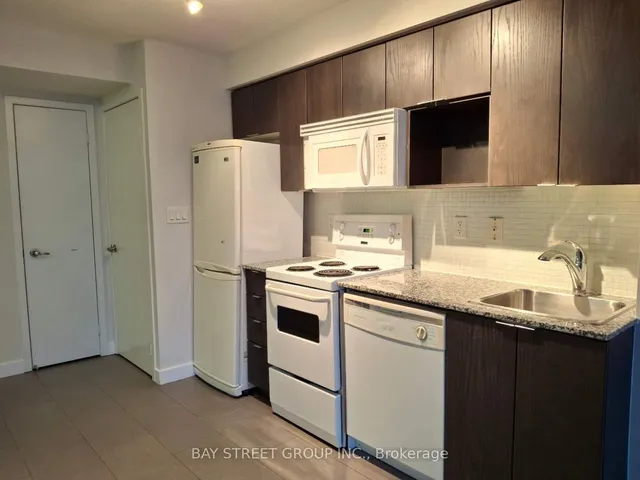 Additional image 5 of 15 Fort York Blvd Unit 1007