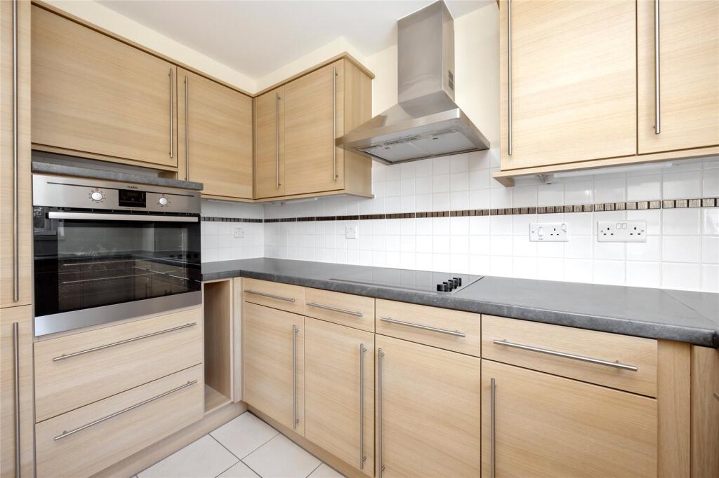 Additional image 5 of Church Street, Littlehampton, West Sussex, BN17