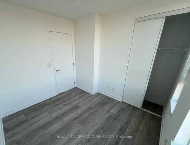 Additional image 8 of 3100 Keele St Unit 1003