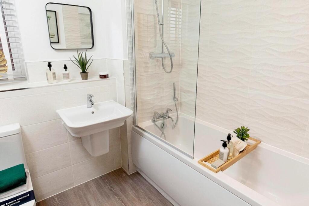 Additional image 6 of Slades Hill,
Templecombe,
BA8