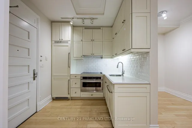 Additional image 13 of 22 Leader Lane Unit 318