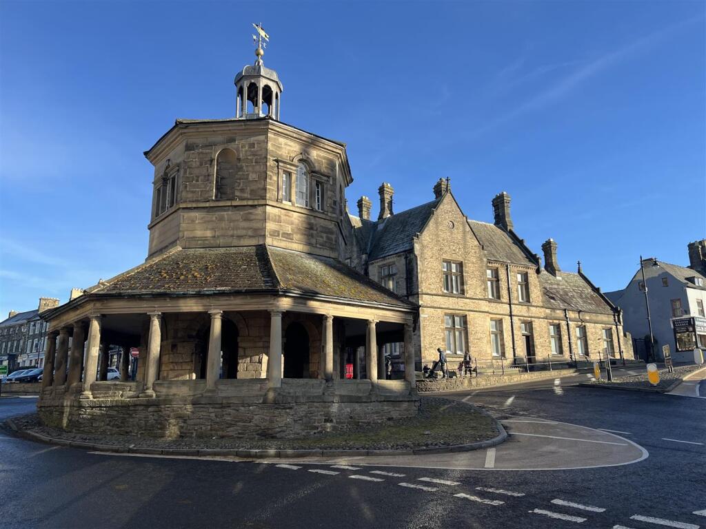 Additional image 5 of 19 Market Place, Barnard Castle