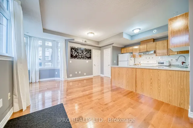 Additional image 8 of 1947 Lawrence Ave Unit #2