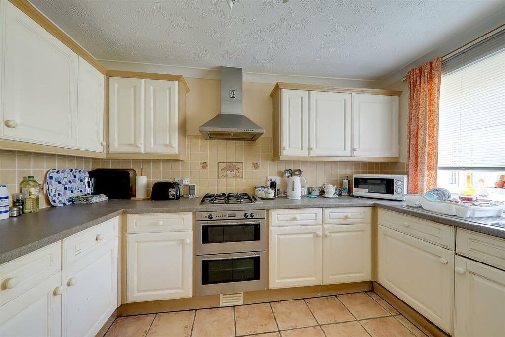 Additional image 13 of South Avenue, Goring-By-Sea, Worthing