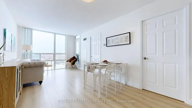 Additional image 12 of 68 Grangeway Ave Unit 2208