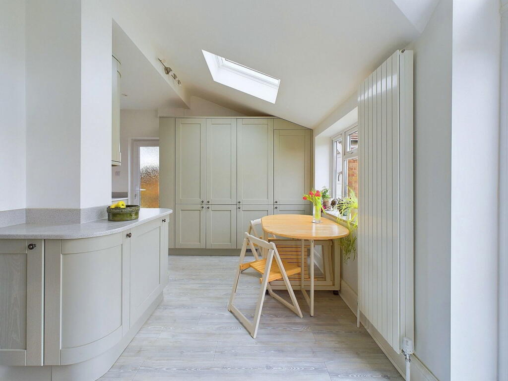 Additional image 8 of Broomfield Avenue, Worthing BN14 7RZ