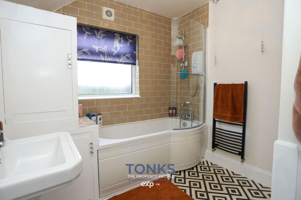 Additional image 19 of Landswood Road, Oldbury, B68 9QE