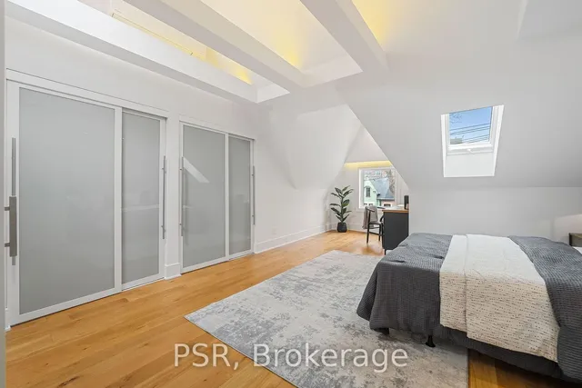 Additional image 24 of 184 Strachan Ave