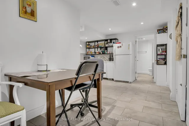 Additional image 27 of 98 Ruskview Rd