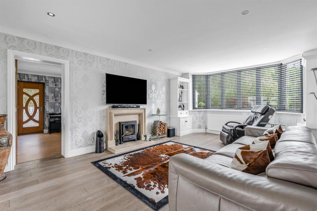 Additional image 9 of Harmer Green Lane, Welwyn