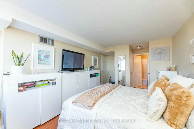 Additional image 29 of 10 Markbrook Lane Unit 1009