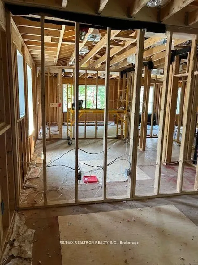 Additional image 6 of 213 Phyllis Ave