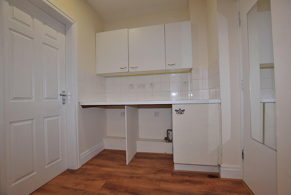 Additional image 14 of Lyons Road, Richmond