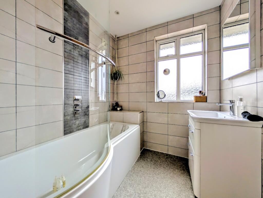 Additional image 13 of Livesay Crescent, Worthing