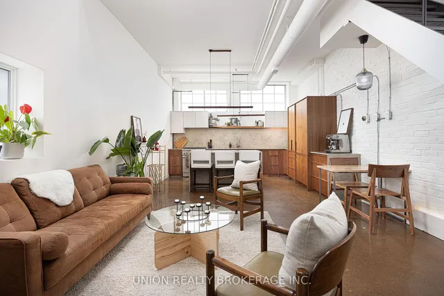 Additional image 4 of 6 Bartlett Ave Unit 1