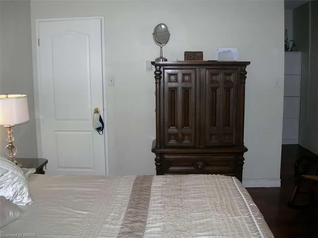 Additional image 15 of 5250 Lakeshore Rd Unit 201