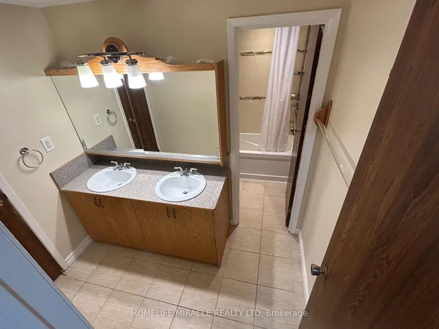 Additional image 16 of 850 Hunting Wood Unit 48