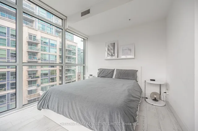 Additional image 18 of 39 Sherbourne St Unit 907
