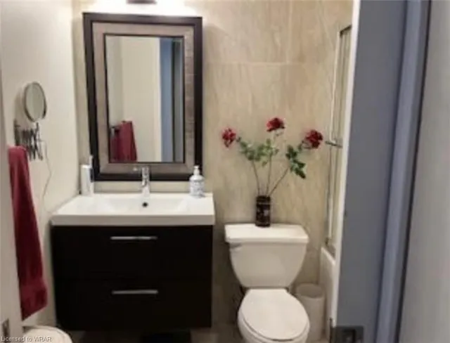 Additional image 10 of 5250 Lakeshore Rd Unit 201