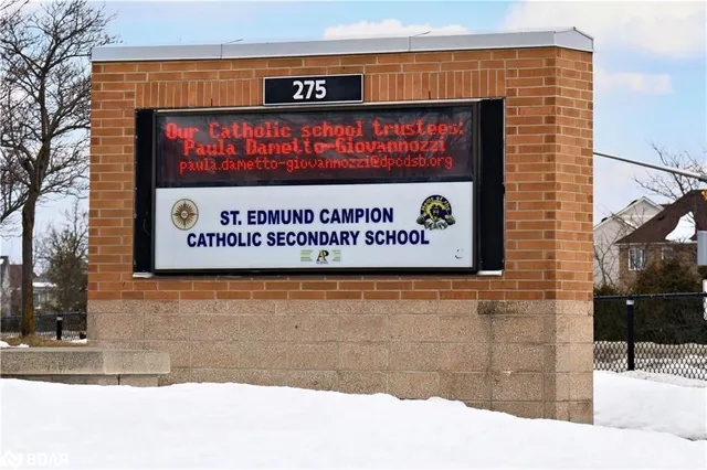 Additional image 42 of 200 Veterans Dr Unit 25