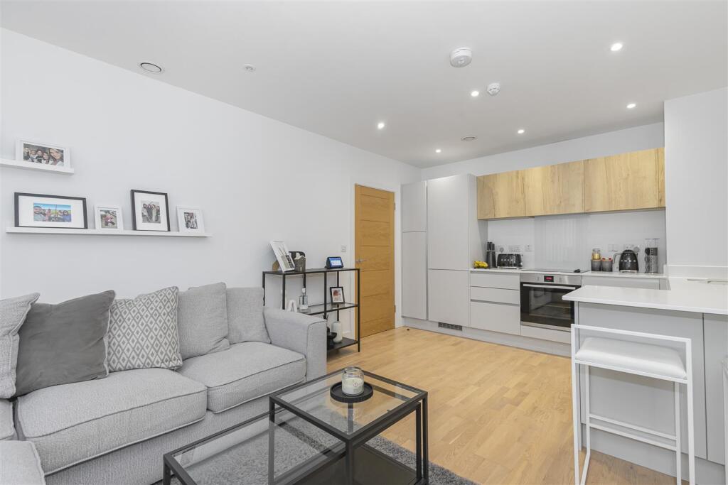 Additional image 3 of Riverside View, Keynsham, Bristol