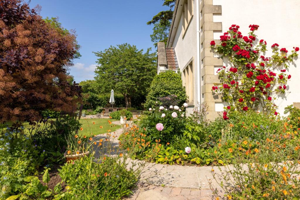 Additional image 23 of Baltonsborough, between Castle Cary and Glastonbury