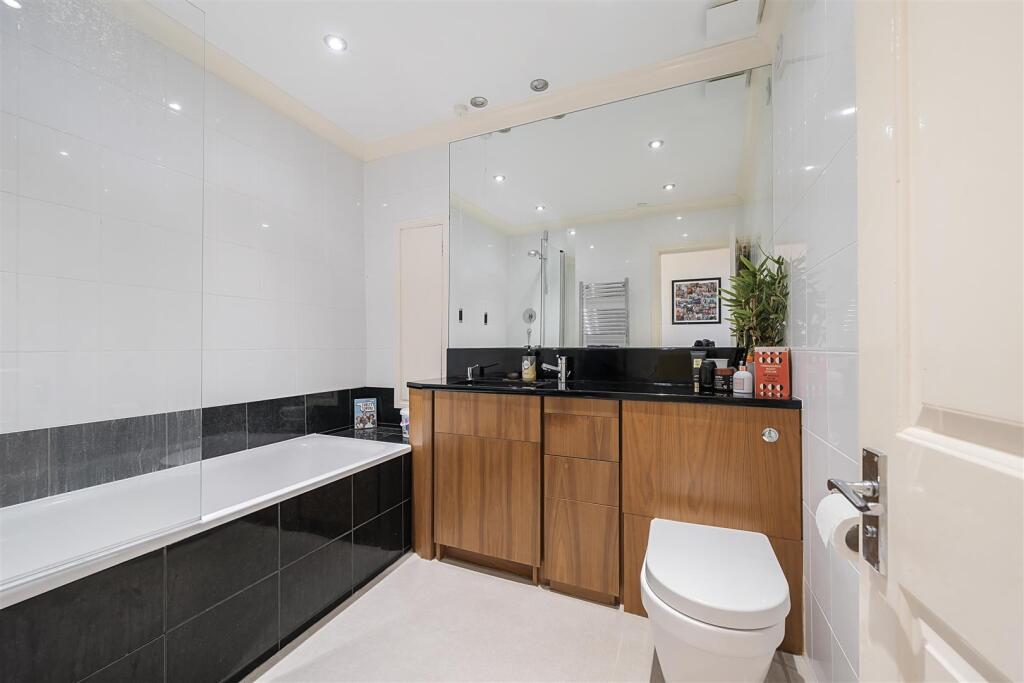 Additional image 12 of Royal York Crescent, Bristol