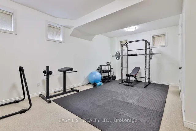 Additional image 33 of 8 Weetwood St