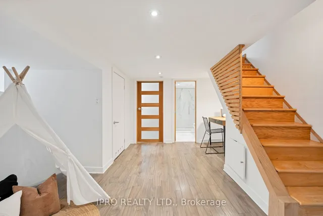 Additional image 39 of 43 Torrens Ave