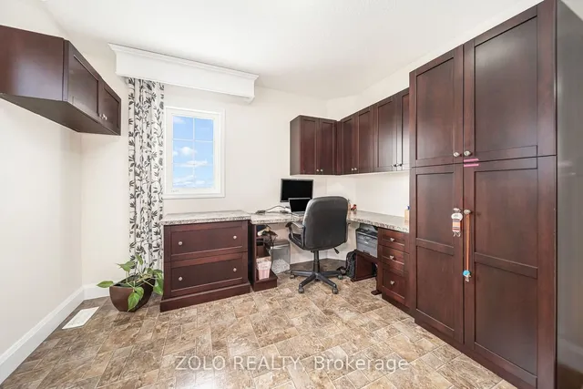 Additional image 15 of 174 Parkvale Dr