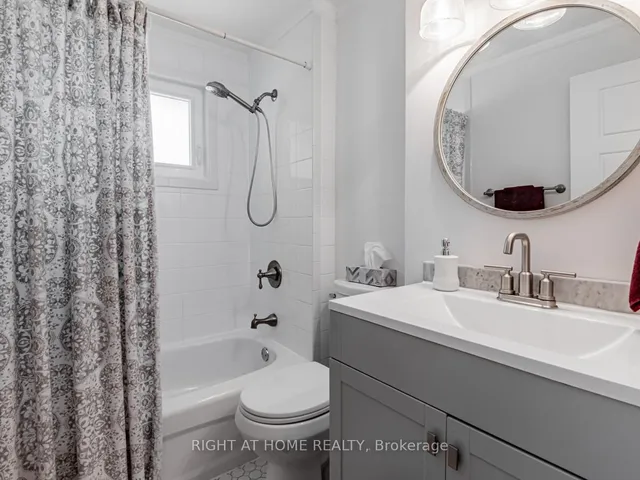 Additional image 22 of 98 Douglas Ave