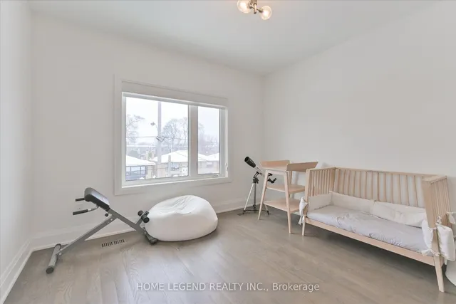Additional image 34 of 48 Cocksfield Ave