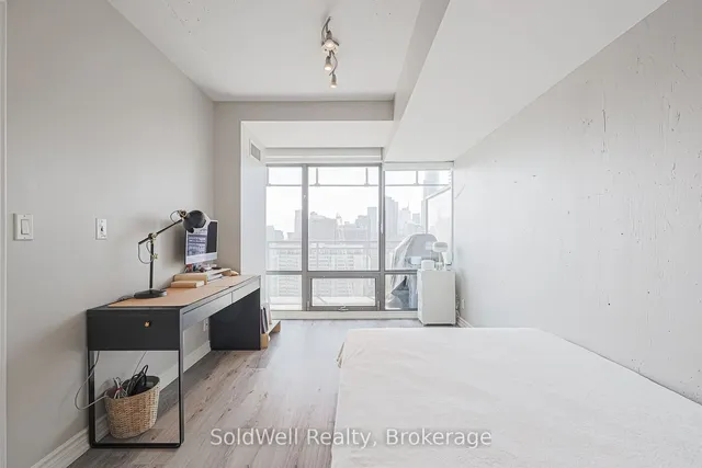 Additional image 26 of 22 Wellesley St Unit 2101