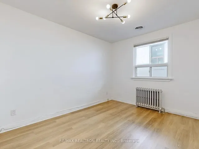 Additional image 14 of 981 Caledonia Rd