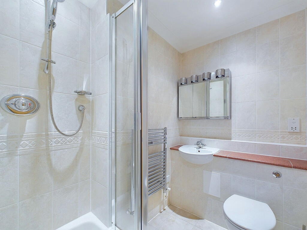 Additional image 9 of Amelia Crescent, Worthing BN11 4EB