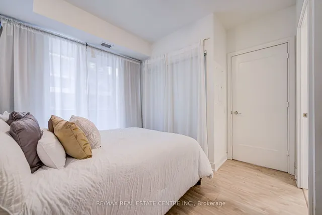 Additional image 25 of 70 Annie Craig Dr Unit 703