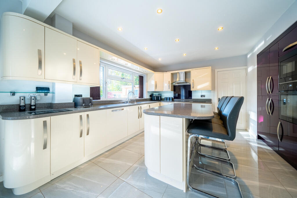 Additional image 8 of Lickey Square, Birmingham, Lickey B45 8HB