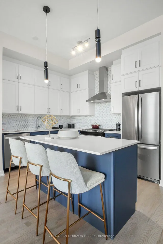 Additional image 11 of 55 Duke St Unit 423