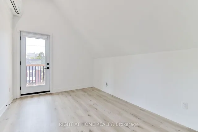 Additional image 27 of 45 Brock Ave