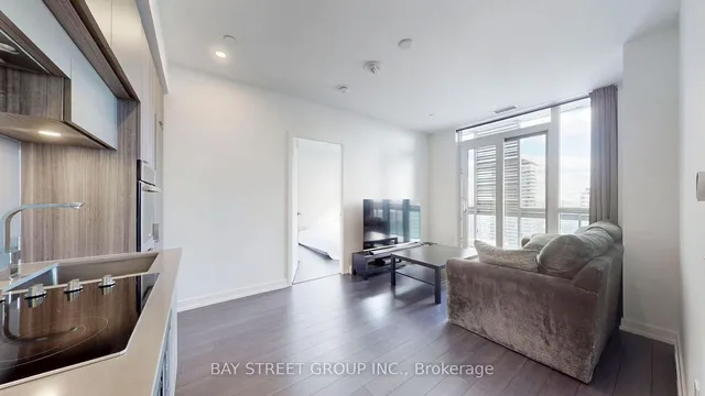 Additional image 10 of 39 Roehampton Ave Unit 2304
