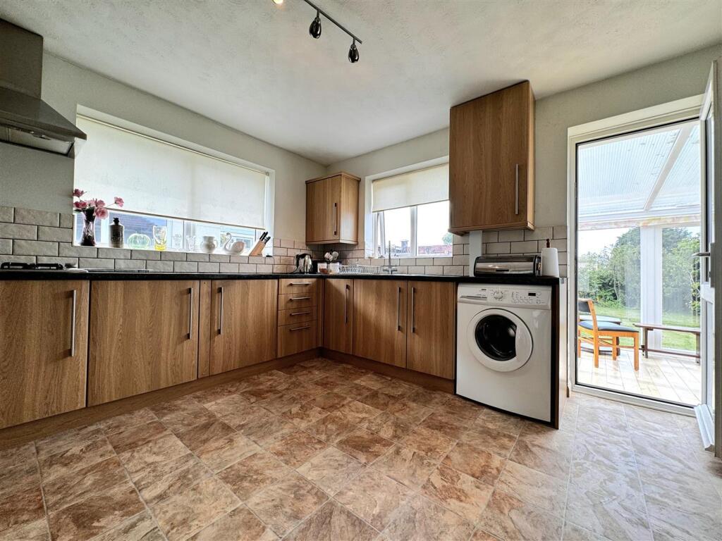 Additional image 8 of Combe Rise, Willingdon, BN20 9LN