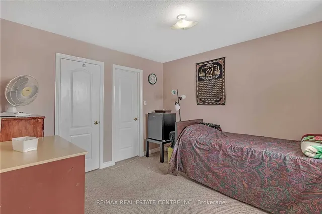 Additional image 31 of 21 Sprucelands Ave