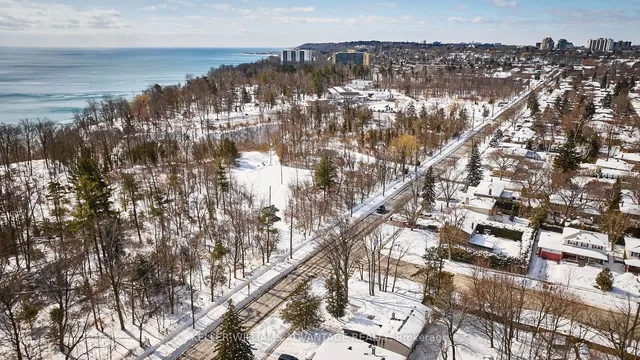 Additional image 38 of 6 Lyncroft Dr