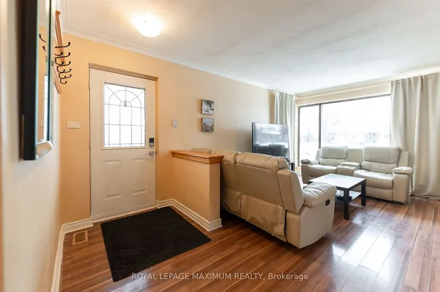 Additional image 29 of 30 Moncrieff Dr