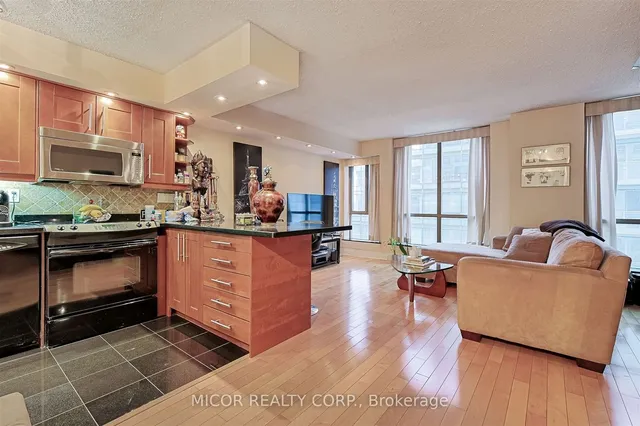 Additional image 16 of 40 Scollard St Unit 601