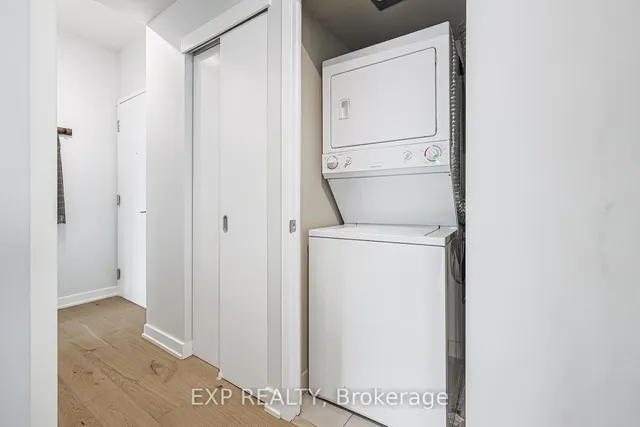 Additional image 12 of 126 Simcoe St Unit 1903